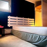Mezzanine/jardin/terrasse Village Naturiste アパート アグド