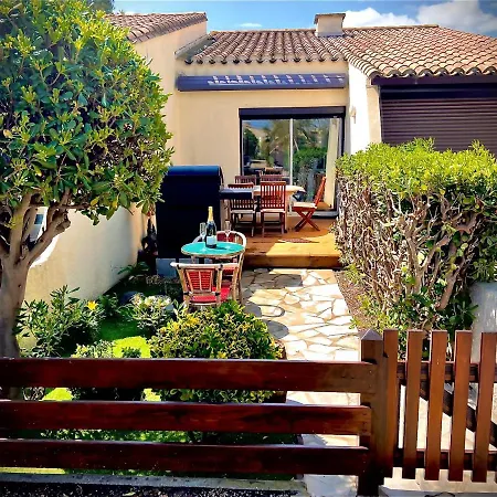 Mezzanine/jardin/terrasse Village Naturiste アグド
