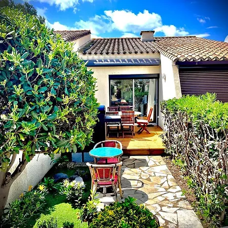 Mezzanine/jardin/terrasse Village Naturiste *